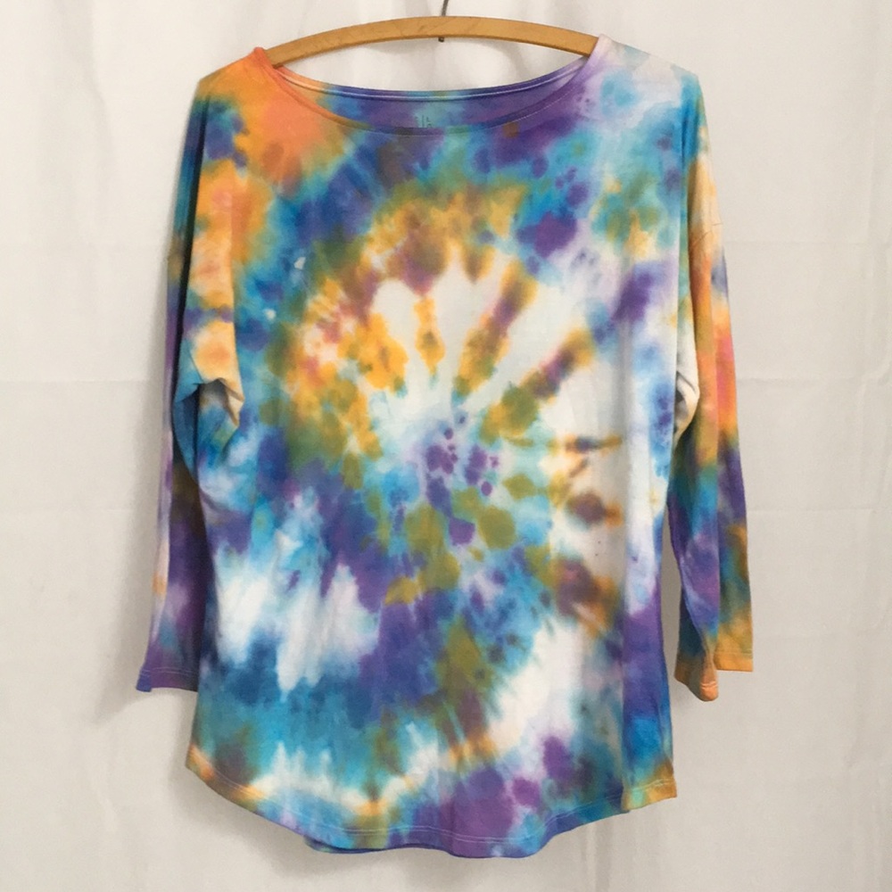 Time and Tru Tye-Dye Long Sleeve Shirt